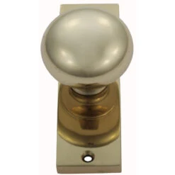 Domino Brass - Screen Door Latch - Classic Knob Plate -Deals Windsor Restorations Store 2b3f33 320e4f55e40049ba858729cac3d8cc92mv2