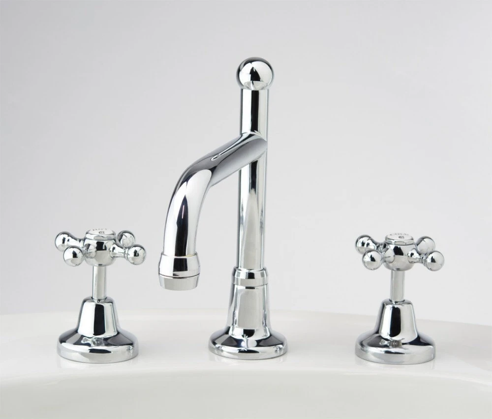 CB Ideal - Roulette & Heritage - Basin Set With Swivel Victor Outlet 2 CB Ideal - Roulette & Heritage - Basin Set With Swivel Victor Outlet - Image 2