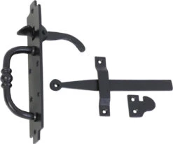 TradCo - Iron Suffolk Latch - Matt Black L170mm