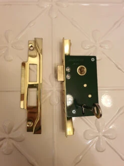 Jacksons JM25R - Rebated High Security 5 Lever Lock B30mm